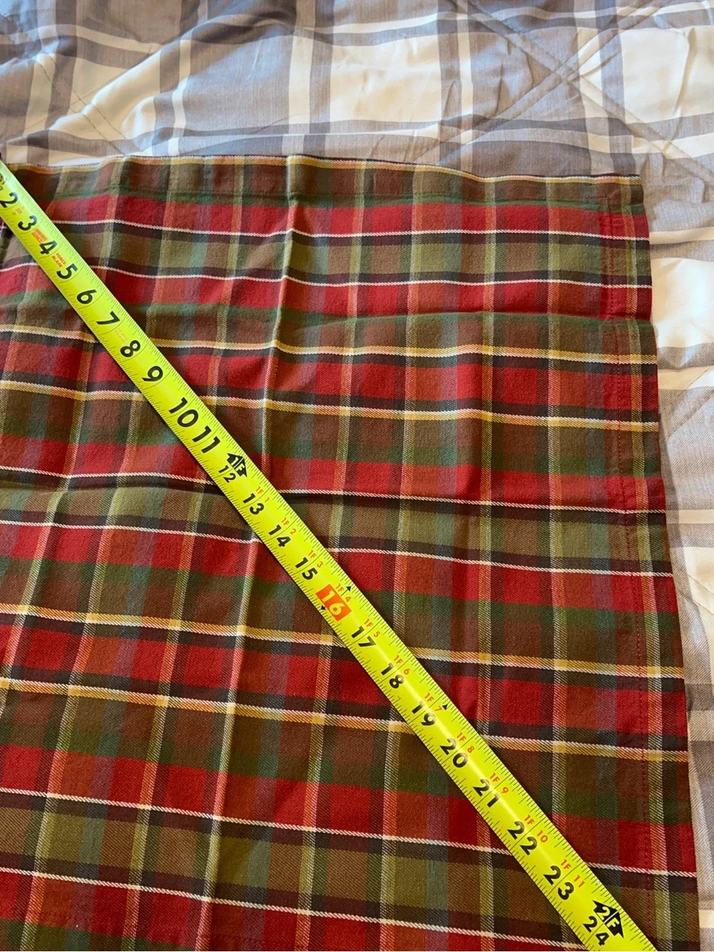 Pottery Barn Red Green Plaid Cotton Napkins